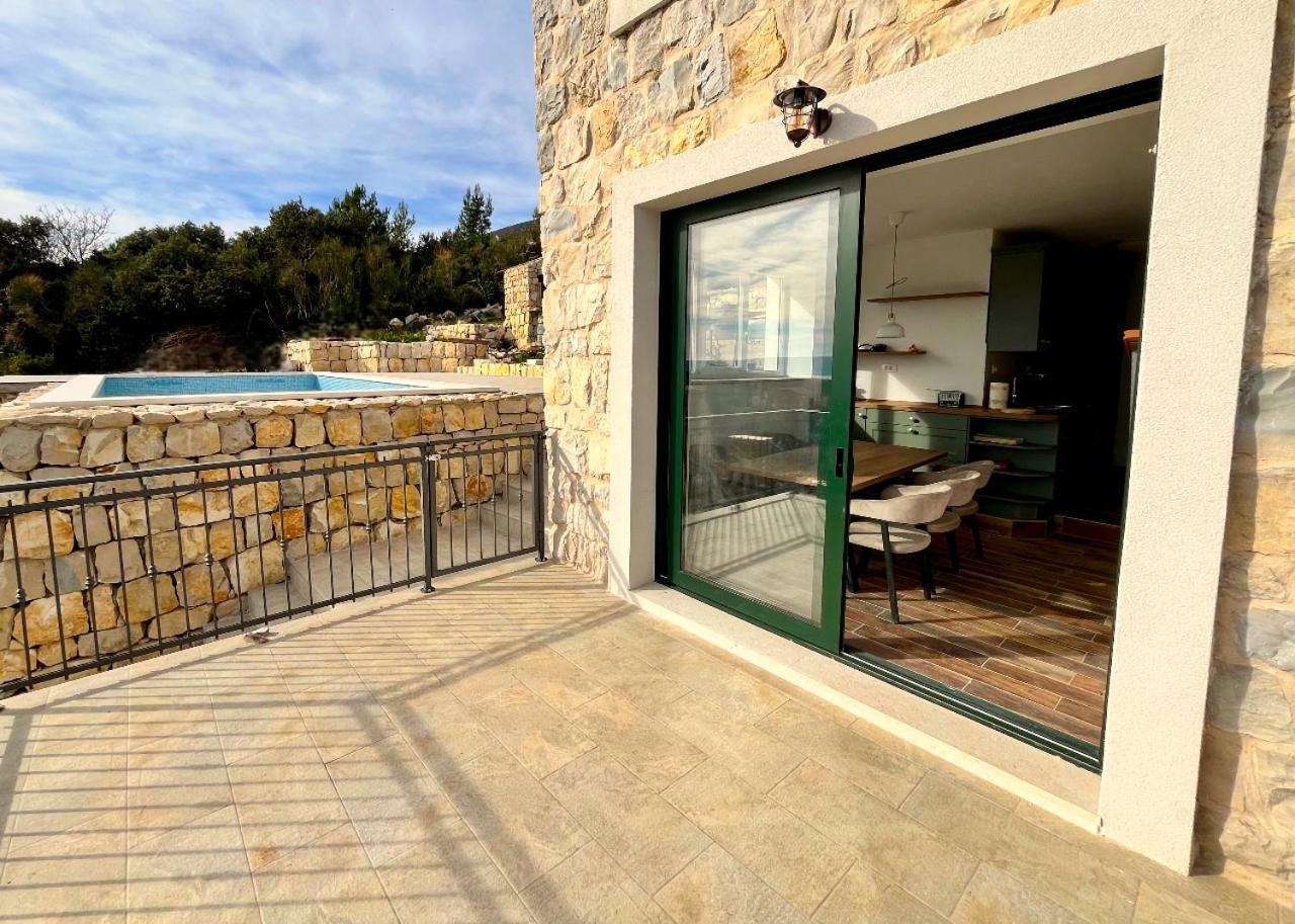Villa Bepina, Surrounded By Sea, Olive, Vineyard Kastel Novi Bagian luar foto