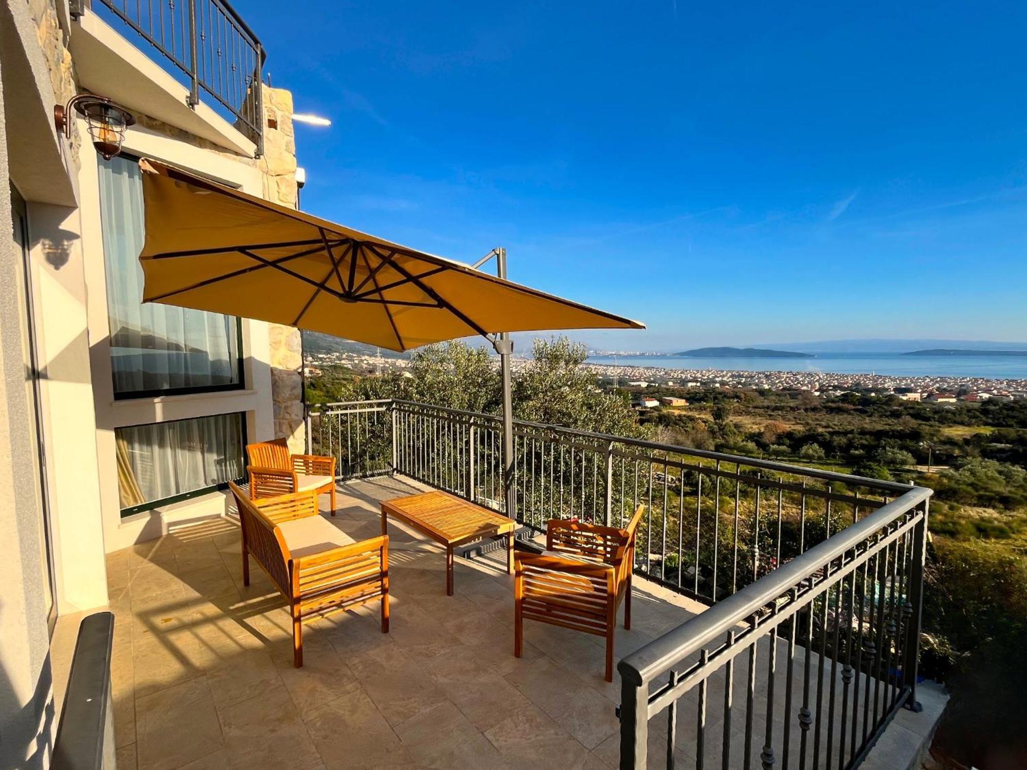 Villa Bepina, Surrounded By Sea, Olive, Vineyard Kastel Novi Bagian luar foto