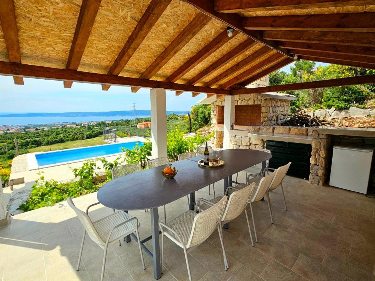 Villa Bepina, Surrounded By Sea, Olive, Vineyard Kastel Novi Bagian luar foto