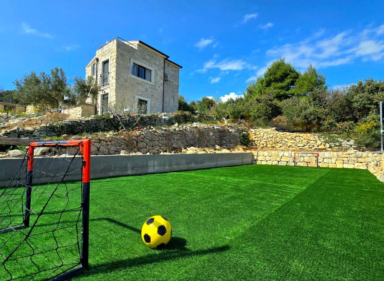 Villa Bepina, Surrounded By Sea, Olive, Vineyard Kastel Novi Bagian luar foto
