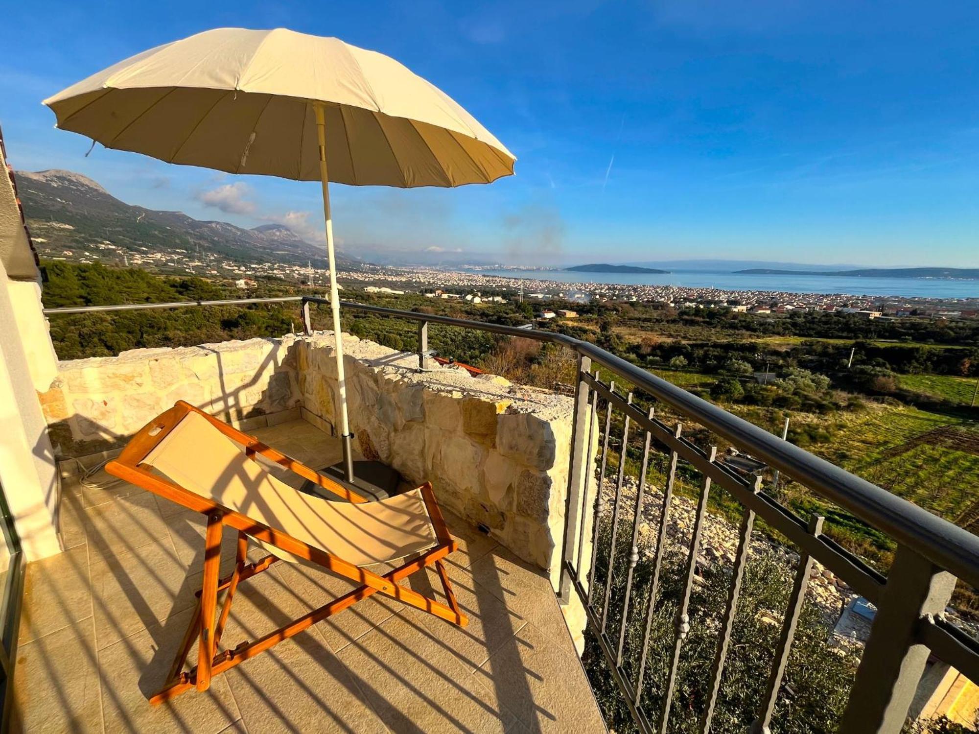 Villa Bepina, Surrounded By Sea, Olive, Vineyard Kastel Novi Bagian luar foto